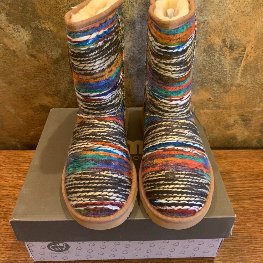 Lamp Size 8 Boots